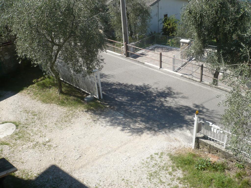 Appartamento Michela Бренцоне-суль-Гарда Номер фото